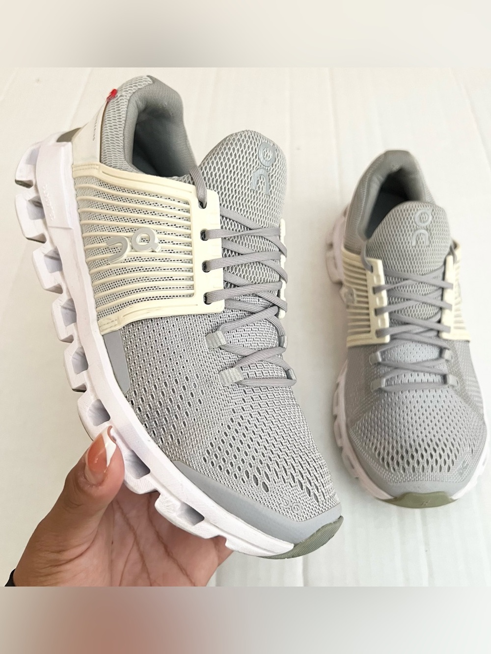 On Cloud | On Running Cloudswift Athletic Shoes